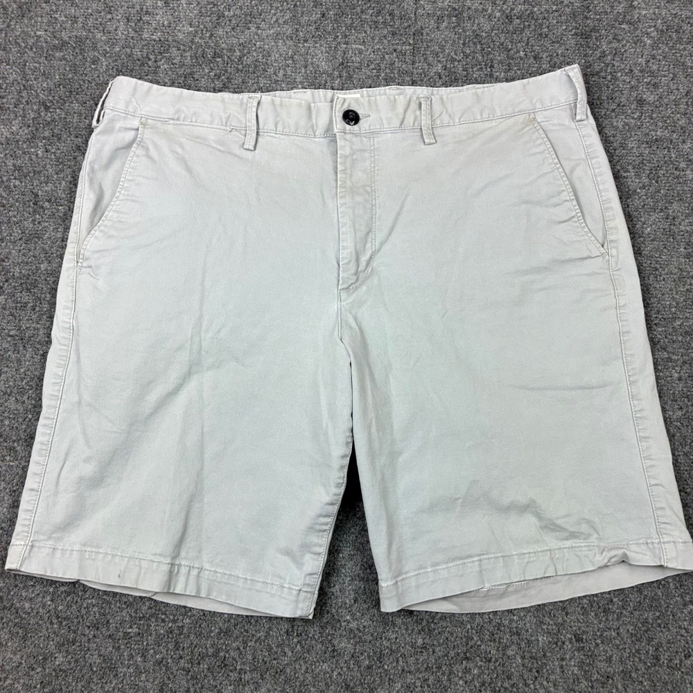 Gap For Good Mens Size 38W Light Grey Flat Front Chino Shorts Casual Twill